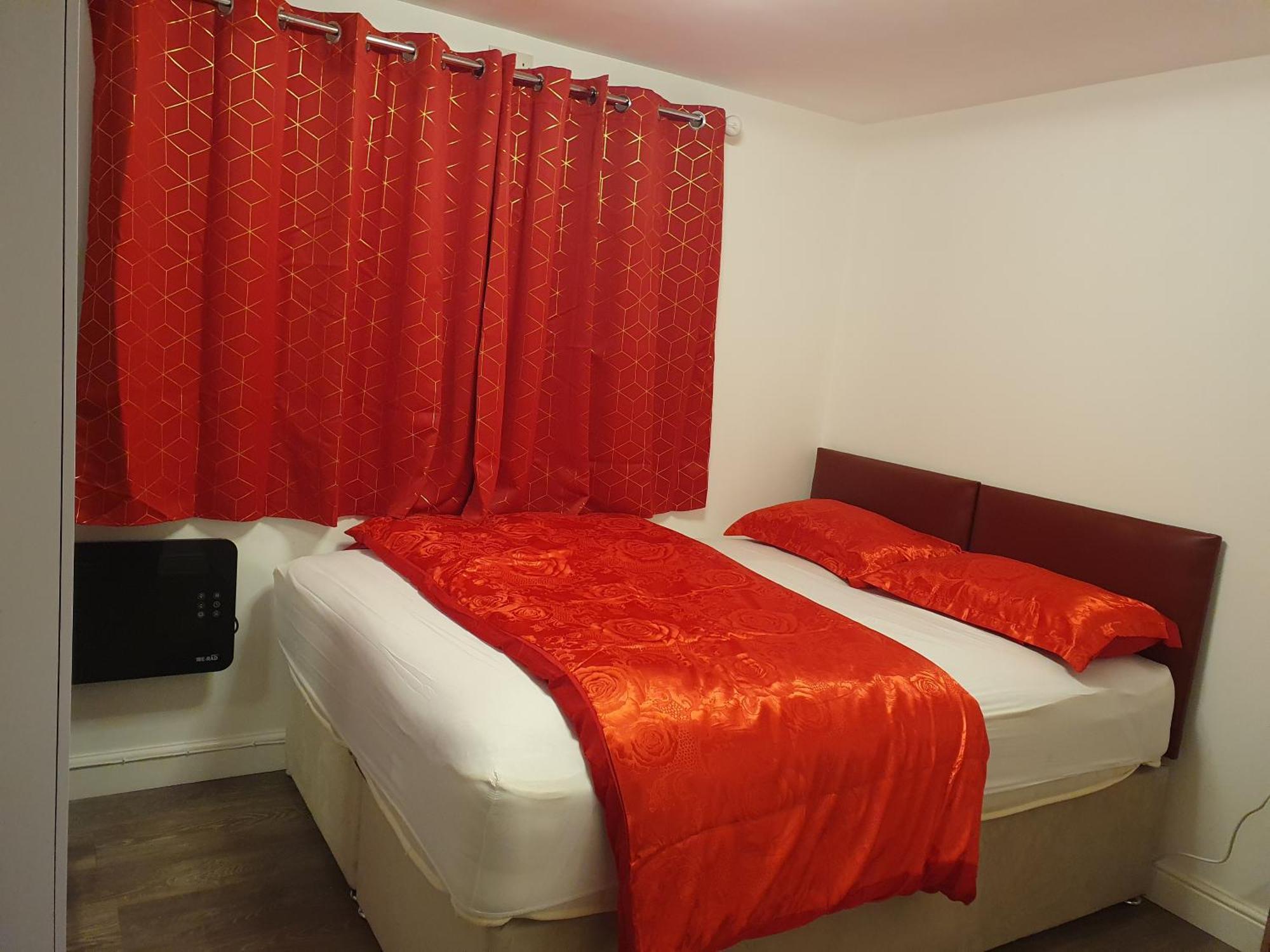 Amh Hotel - Greenford Station Northolt  Kültér fotó